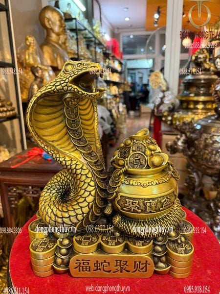Tượng rắn phong thủy bằng đồng cao 28cm ngang 24cm sâu 15cm nặng 4,2kg