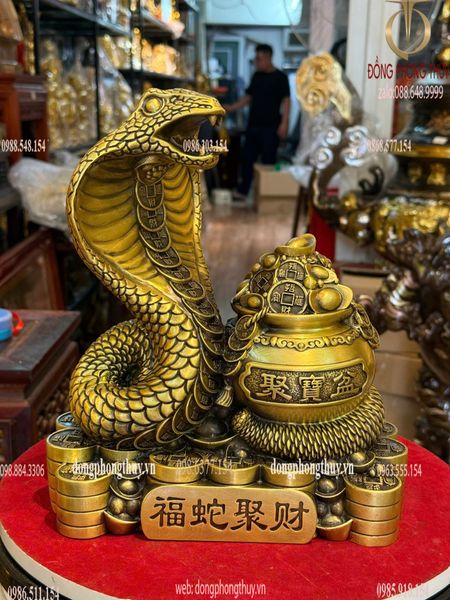 Tượng rắn phong thủy bằng đồng cao 28cm ngang 24cm sâu 15cm nặng 4,2kg