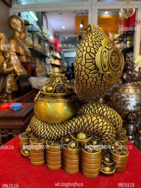Tượng rắn phong thủy bằng đồng cao 28cm ngang 24cm sâu 15cm nặng 4,2kg
