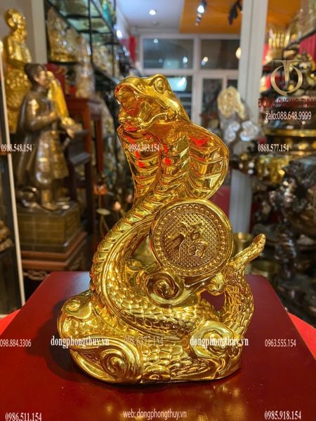 Tượng rắn bằng đồng dát vàng cao 18cm