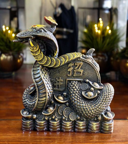 Tượng rắn phong thủy bằng đồng Cao 20cm ngang 17cm nặng 2,5kg