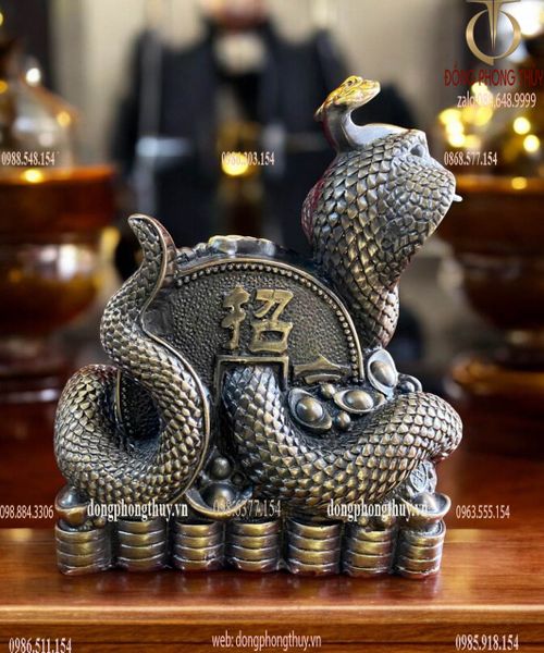 Tượng rắn phong thủy bằng đồng Cao 20cm ngang 17cm nặng 2,5kg