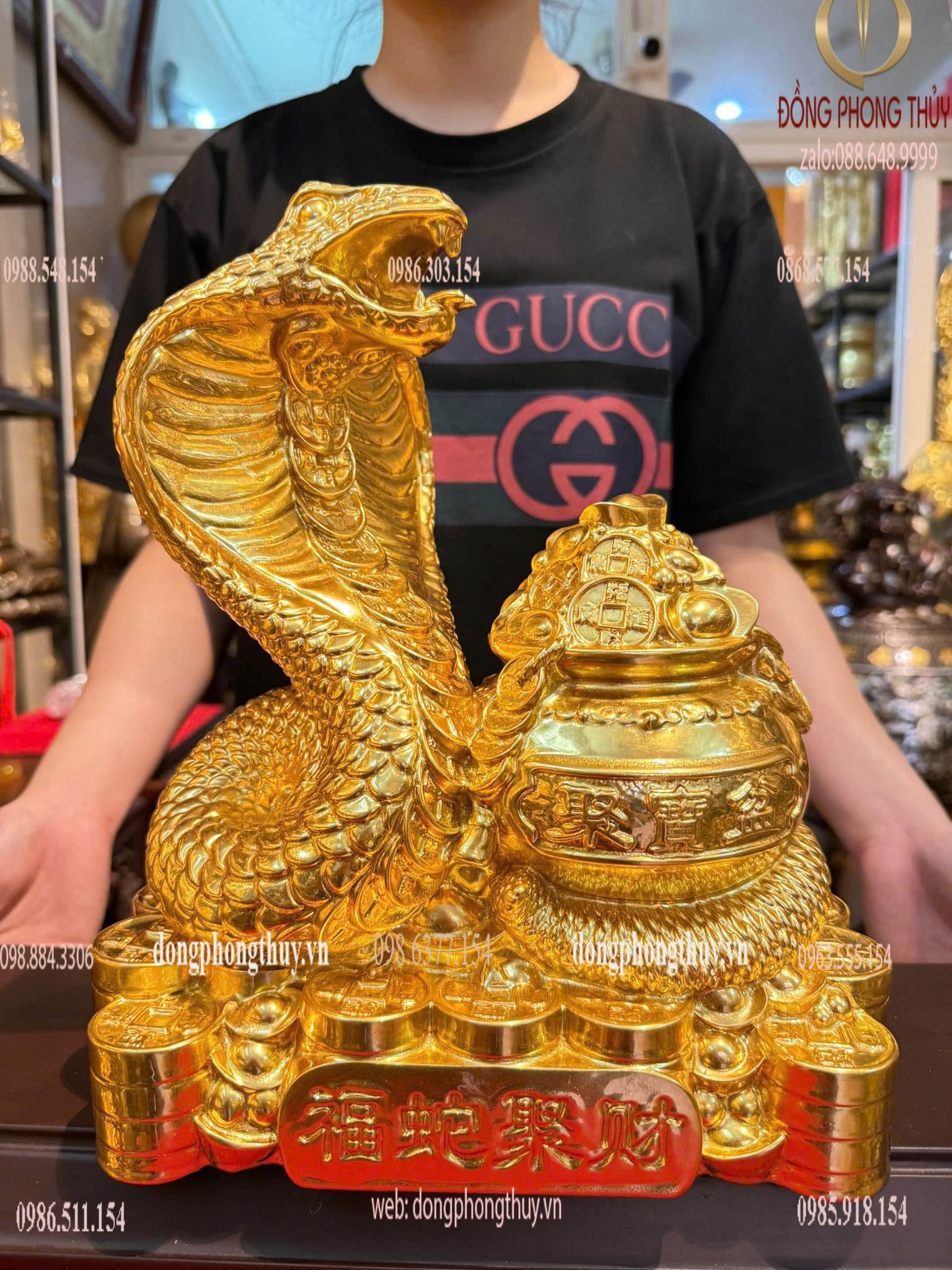 Tượng rắn mạ vàng phong thủy bằng đồng dát vàng 24k cao 28cm ngang 24cm sâu 15cm nặng 4,2kg