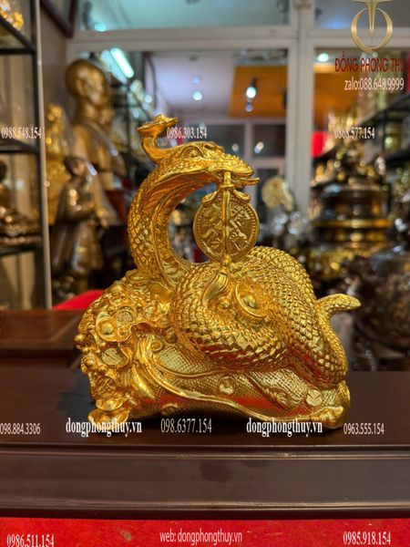 Tượng rắn phong thủy dát vàng 24K