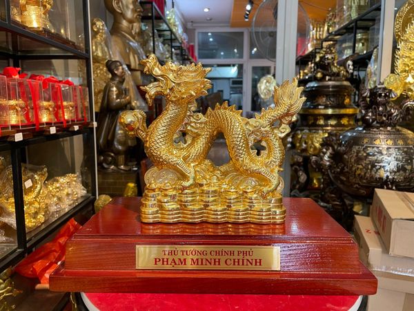 Tượng rồng dát vàng 24K cao 19,5cm ngang 22cm nặng 2kg