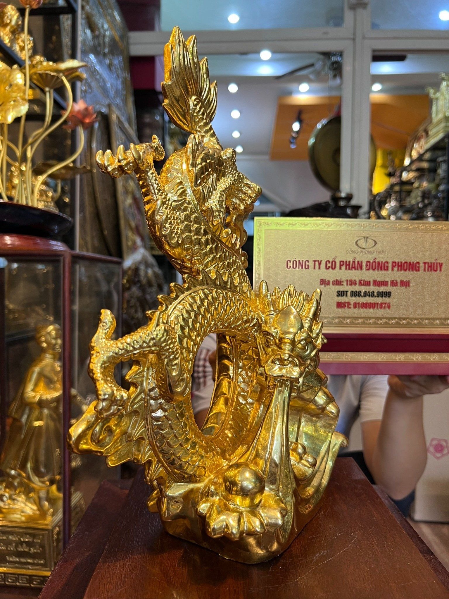 Tượng rồng phong thủy bằng đồng dát vàng 24k