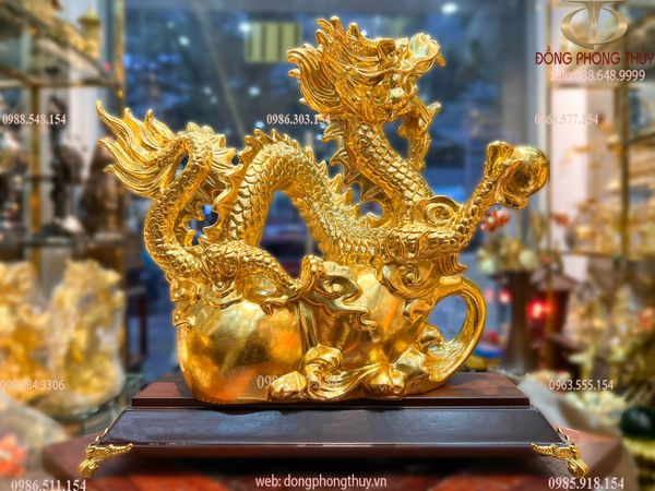 Tượng rồng dát vàng 24k