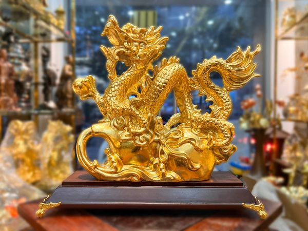 Tượng rồng dát vàng 24k