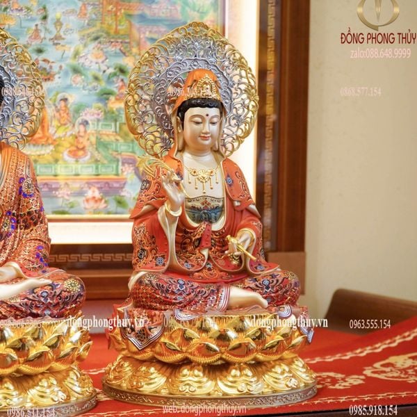 Ta bà tam thánh bằng đồng dát vàng 24k, vẽ gấm đỏ cao 40 ngang 25 sâu 25cm nặng 30kg