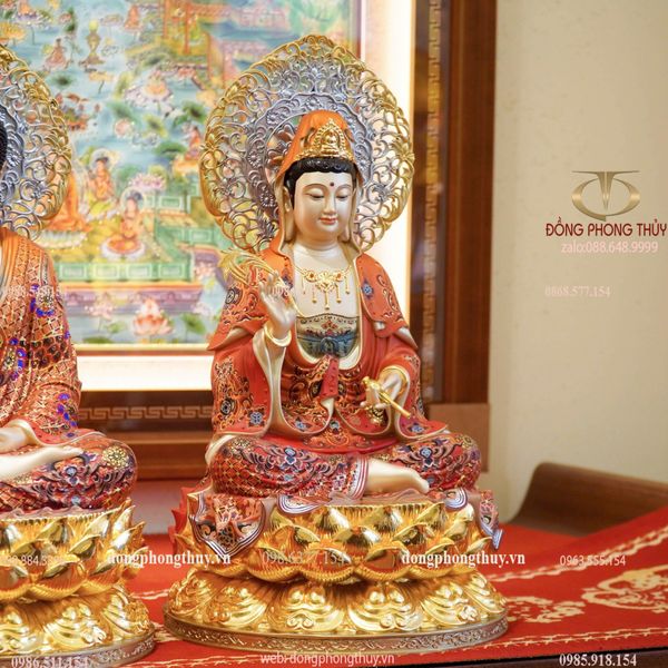 Ta bà tam thánh bằng đồng dát vàng 24k, vẽ gấm đỏ cao 40 ngang 25 sâu 25cm nặng 30kg
