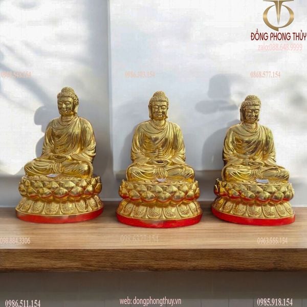 Tượng Tam Thế bằng đồng dát vàng