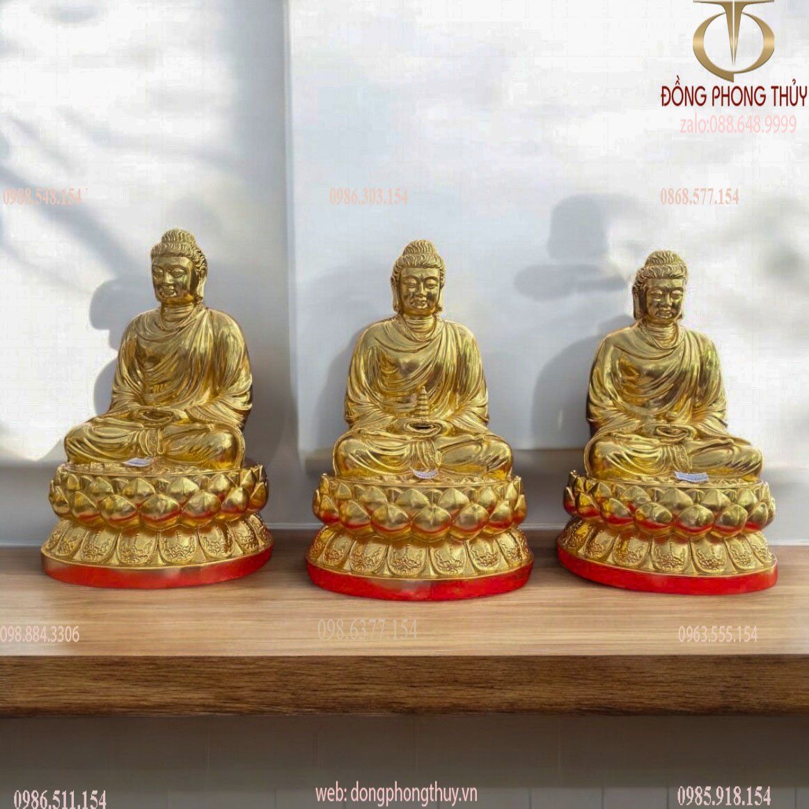 Tượng Tam Thế bằng đồng dát vàng