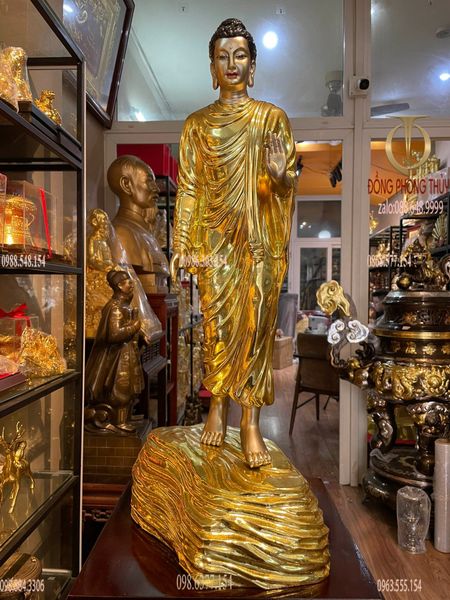 Tượng phật thích ca đứng dát vàng Cao 62  nặng 5.5 kg