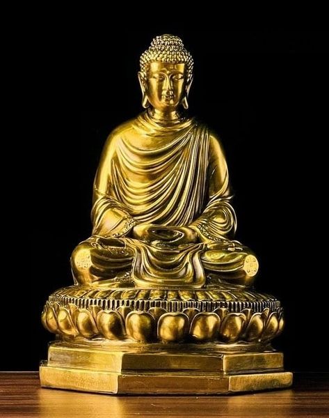 Tượng phật thích ca bằng đồng 22cm 1,9kg