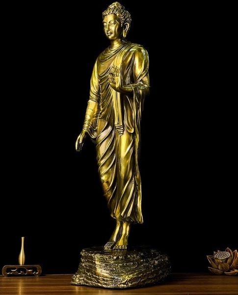 Tượng phật Thích Ca đứng 60cm bằng đồng thau.