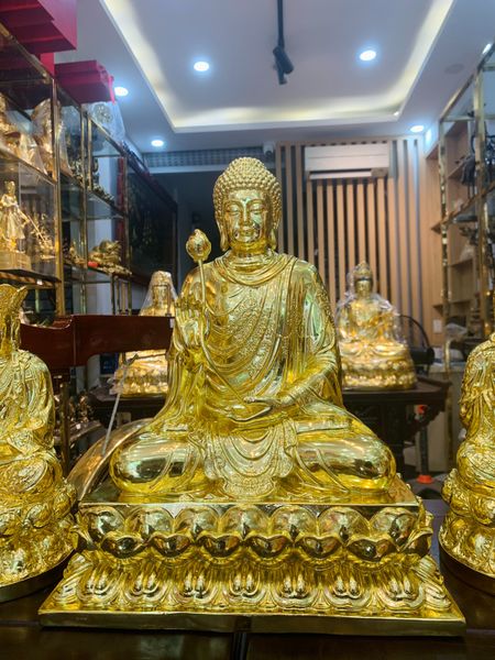Tượng phật Thích Ca áo hoa 40cm dát vàng