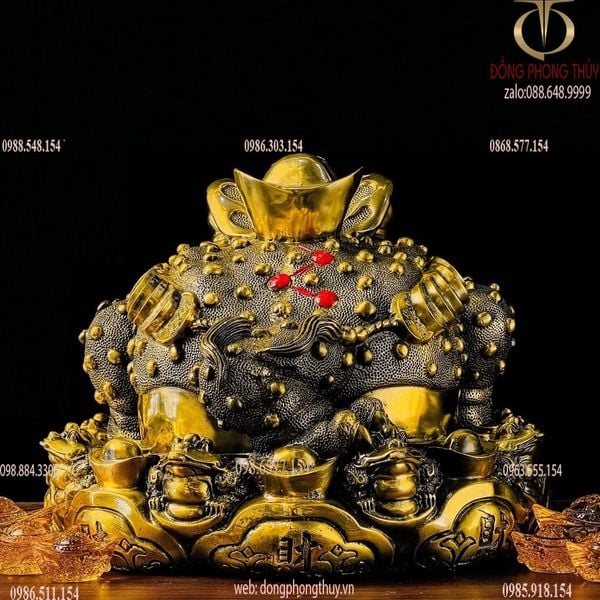 Tượng thiềm thừ - cóc ba chân bằng đồng