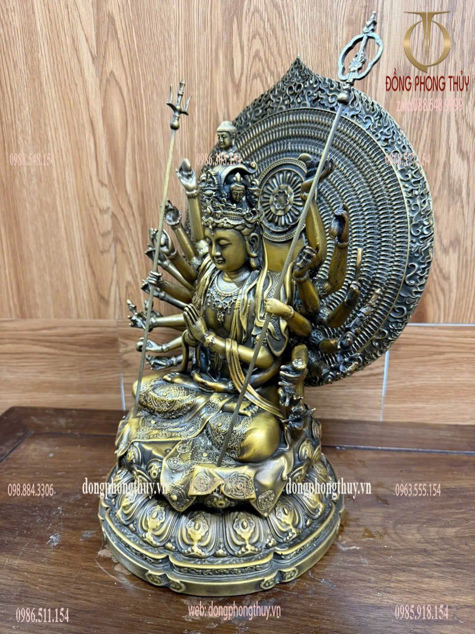 Tượng thiên thủ thiên nhãn