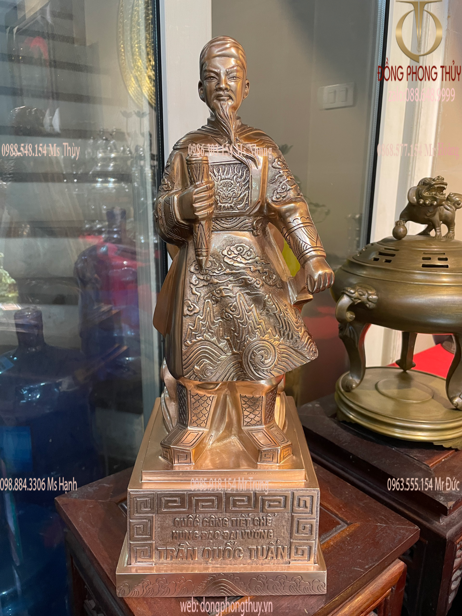 Tượng Trần Hưng Đạo 50cm bằng đồng đỏ