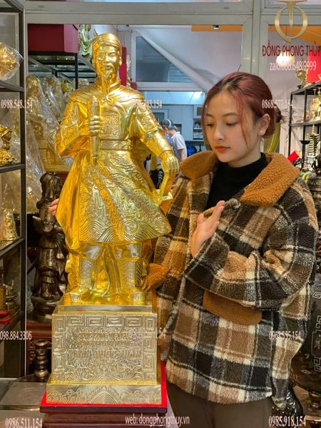 Tượng Trần Hưng Đạo 90cm 45kg dát vàng 24k