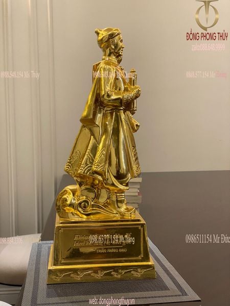 Tượng trần hưng đạo - trần quốc tuấn cao 50cm dát vàng 24k