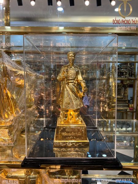 Quà tặng sếp mạ vàng: Tượng Trần Hưng Đạo 42cm dát vàng 24k