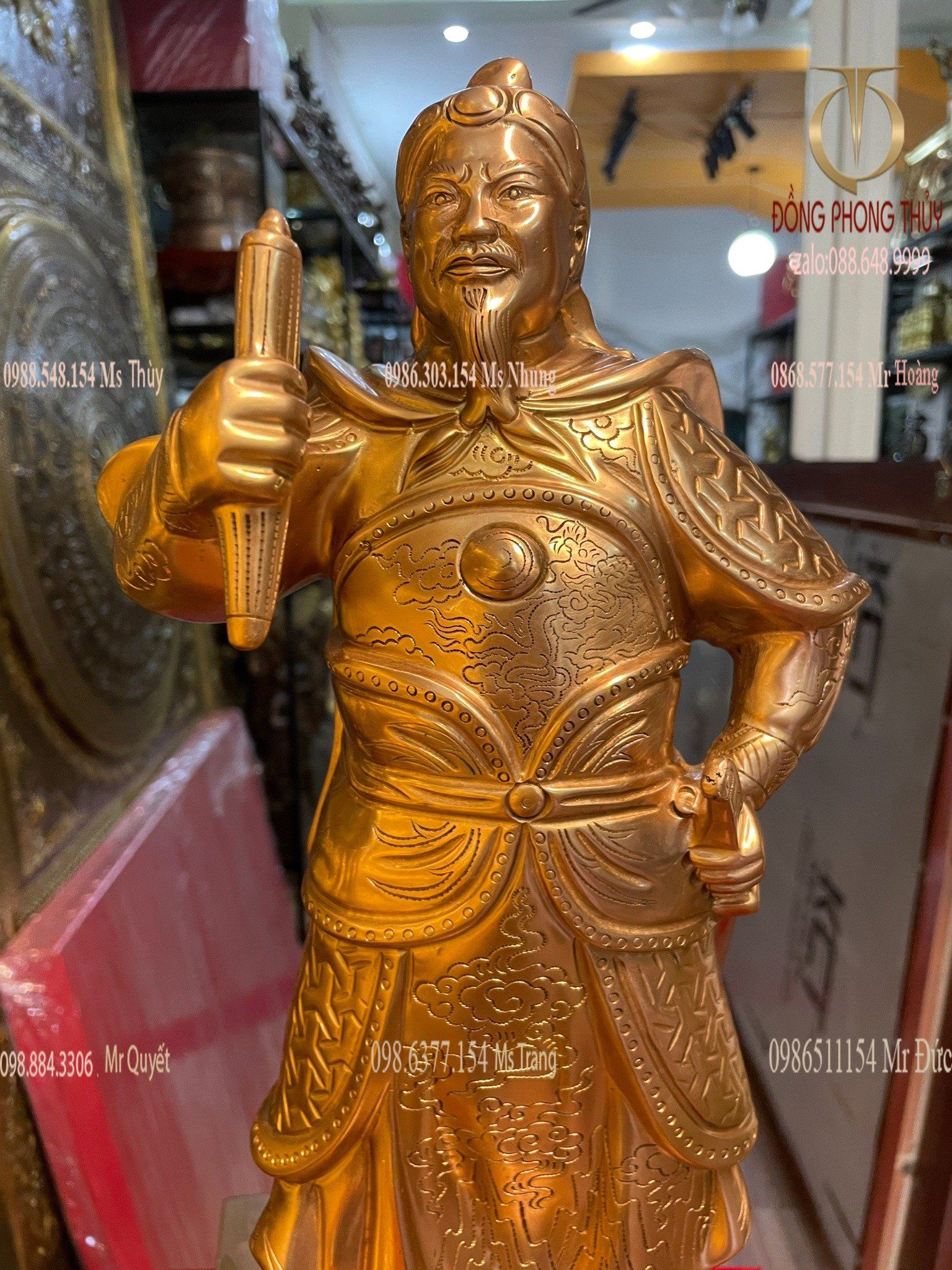 tượng trần hưngđạo