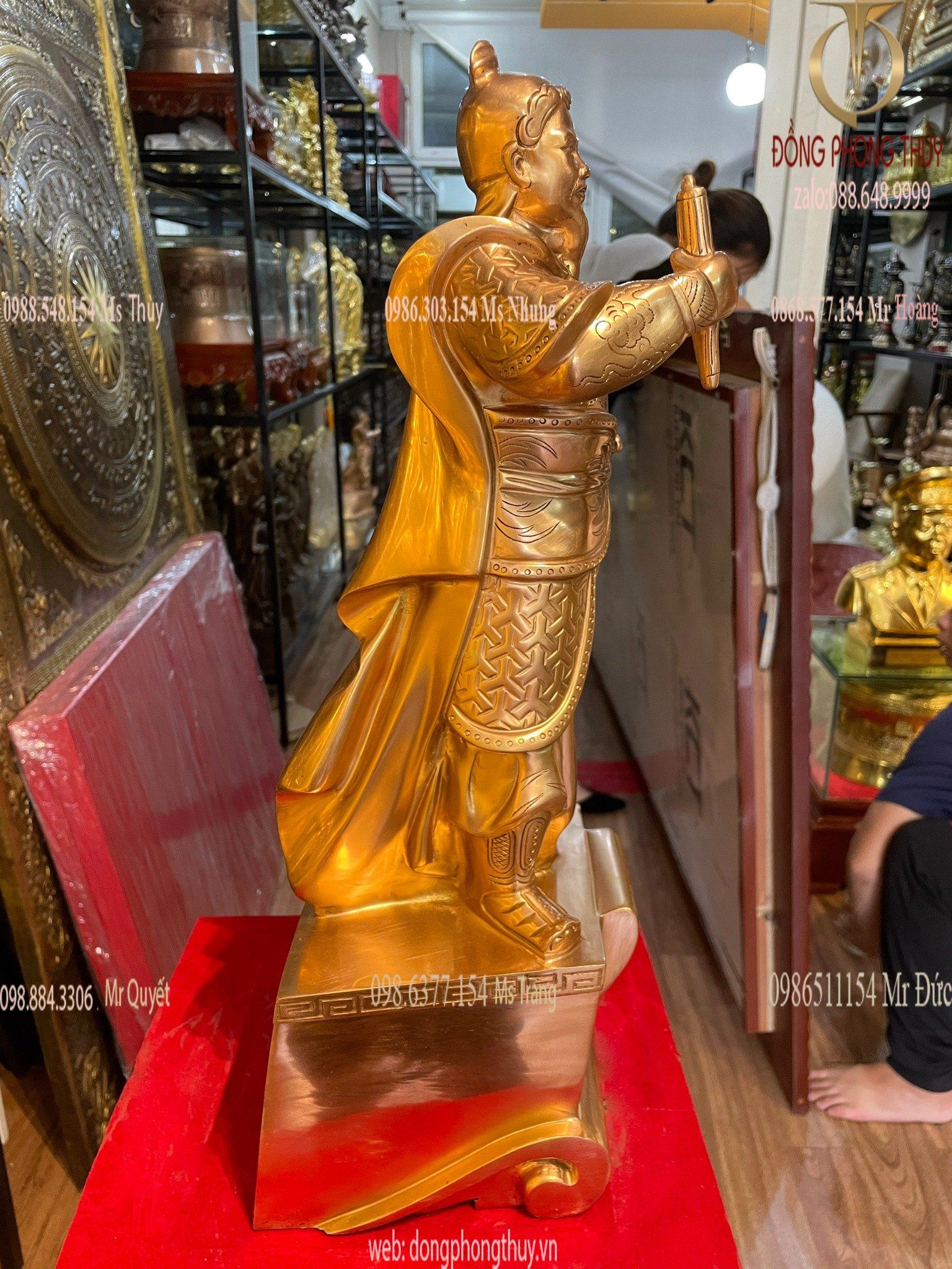 tượng trần hưngđạo