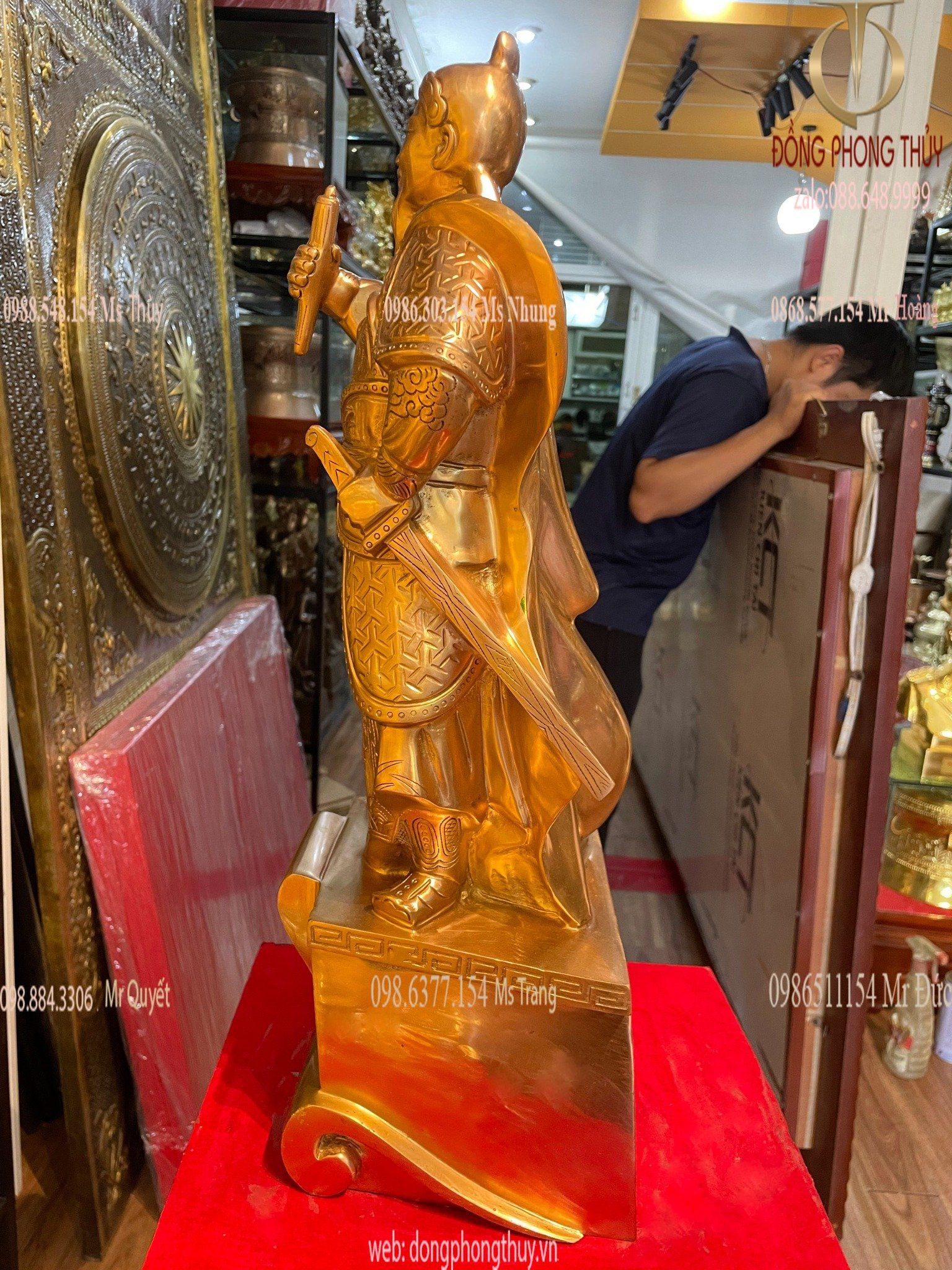 tượng trần hưngđạo
