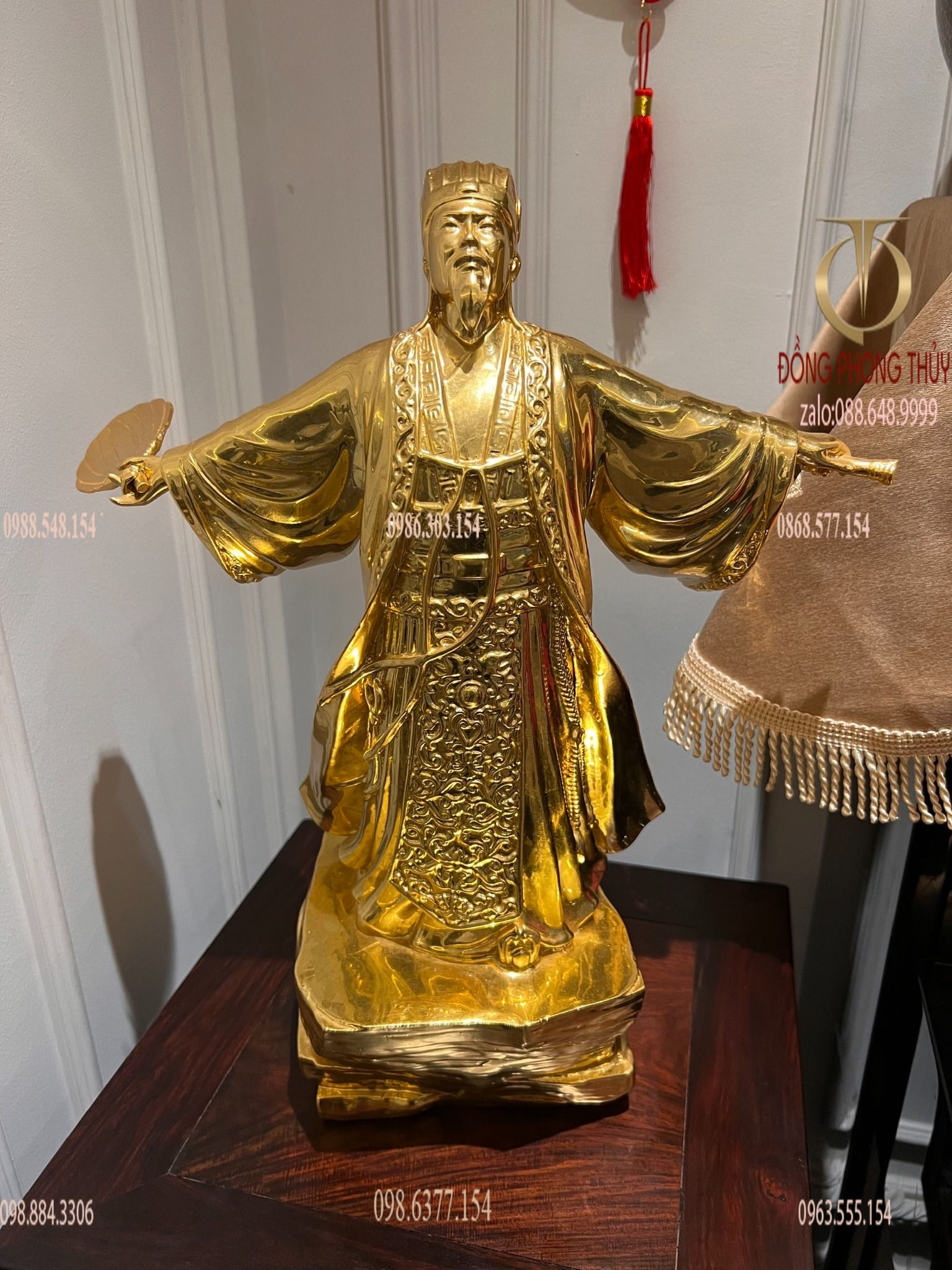Tượng Khổng Minh Gia Cát Lượng dát vàng 24k