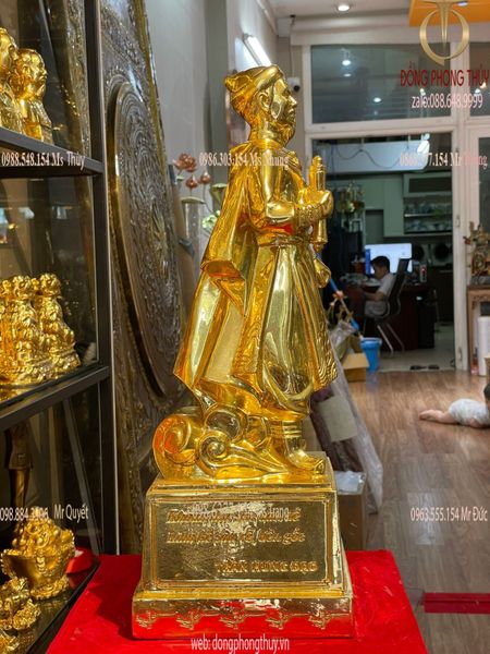 Tượng Trần Hưng Đạo cao 47cm thếp vàng 24k