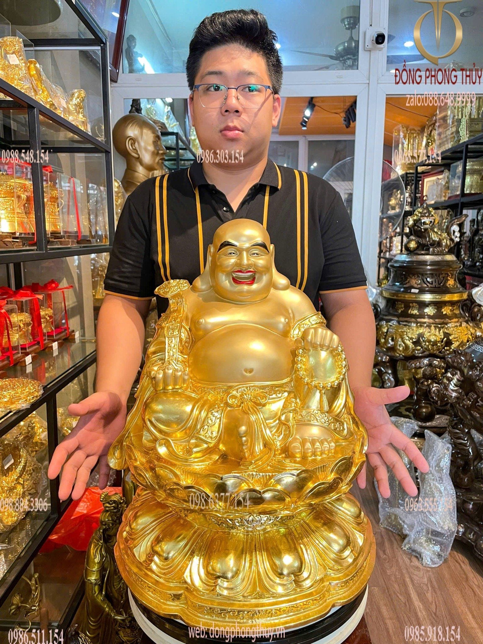 Tượng Di Lặc tọa đài sen dát vàng 24k vẽ màu Cao 50cm ngang 40cm sâu 36cm nặng 20kg