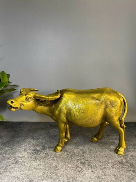 Tượng trâu bằng đồng ngang 34 cao 20 nặng 3,6kg