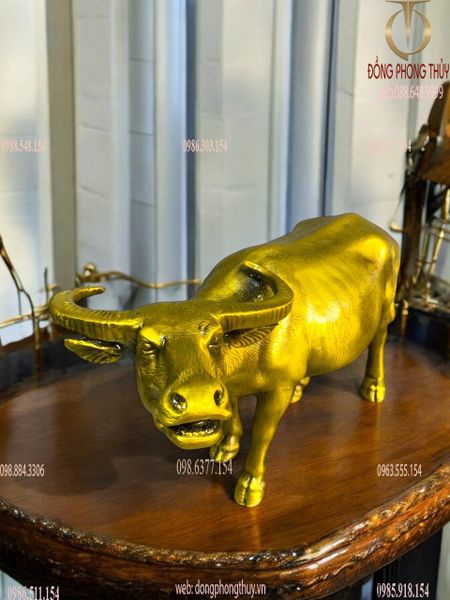 Tượng trâu bằng đồng ngang 34 cao 20 nặng 3,6kg