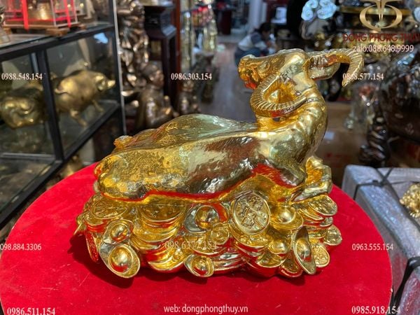 Quà tặng vip-quà tặng sếp theo tuổi Tượng trâu dát vàng 24k