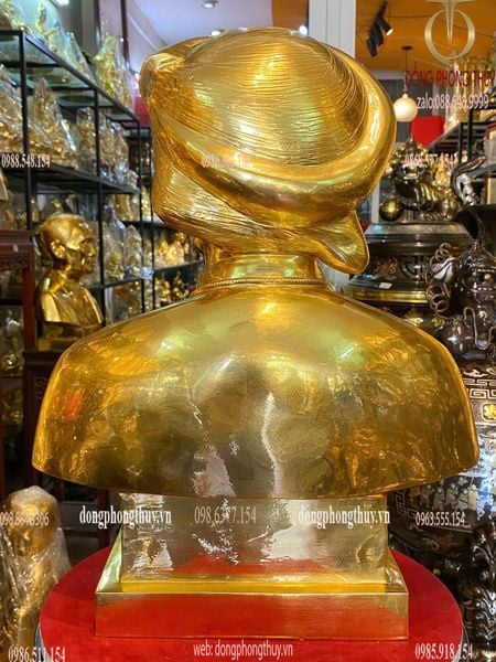 Tượng chân dung đẹp