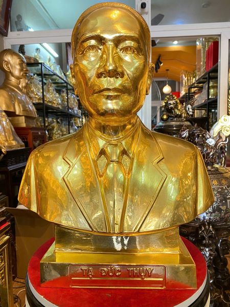 Tượng chân dung đẹp cao 48cm