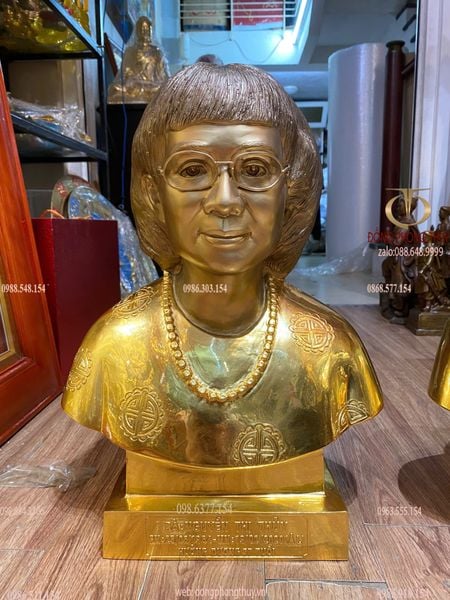 Đúc tượng chân dung bằng đồng đỏ dát vàng 24k 48cm
