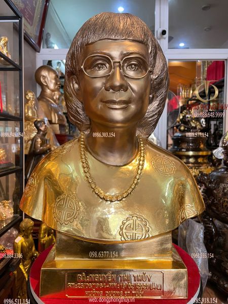 Đúc tượng chân dung bằng đồng đỏ dát vàng 24k 48cm