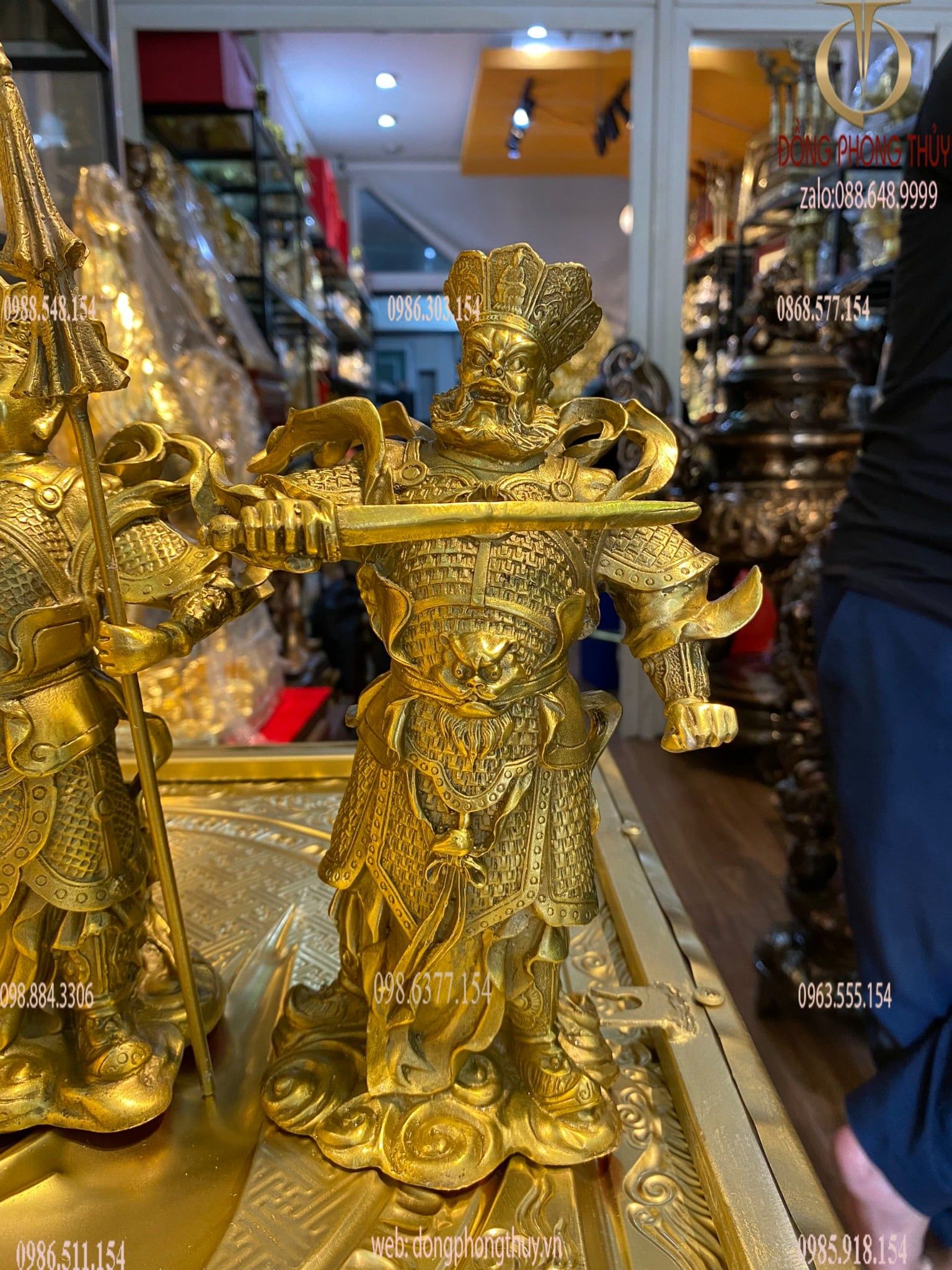 Tượng tứ đại thiên vương bằng đồng