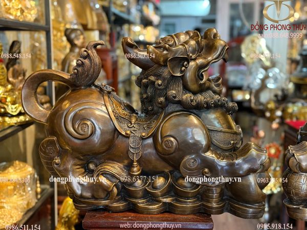 Tỳ hưu phong thủy Cao 47 ngang 60 sâu 23 nặng 50kg