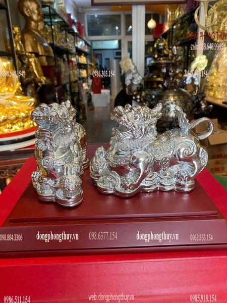 Tỳ hưu phong thủy dát bạc cao 11.5cm ngang 14cm