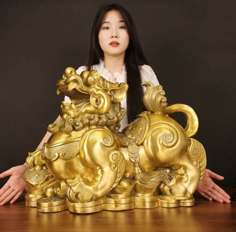 Tỳ Hưu đồng Cao 46 rộng 28 dài 68 cm  nặng 55kg