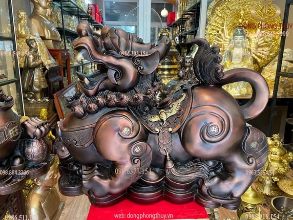 Tỳ hưu phong thủy Cao 47 ngang 60 sâu 23 nặng 50kg