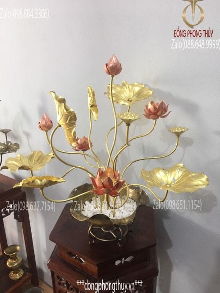 Chậu hoa sen đồng trưng bày Đỏ Vàng - Đế Chậu đồng Cao 55cm ngang 55cm 13 cành