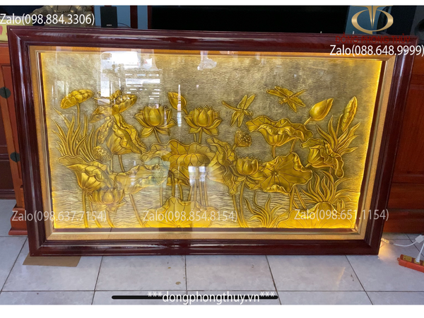 Tranh hoa sen bằng đồng 1m07*1m73