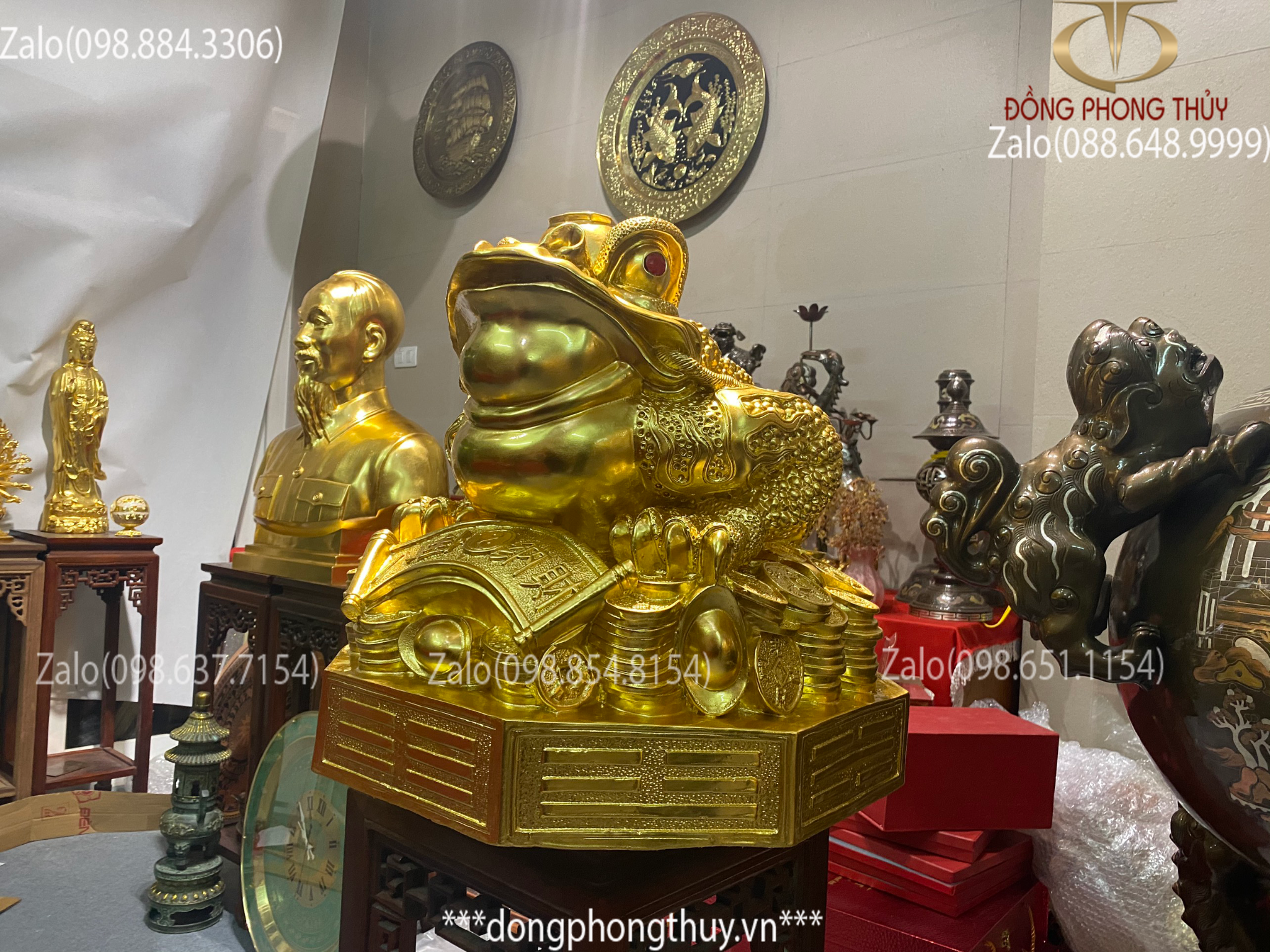 Tượng thiềm thừ bằng đồng đất vàng 24k cao 40cm