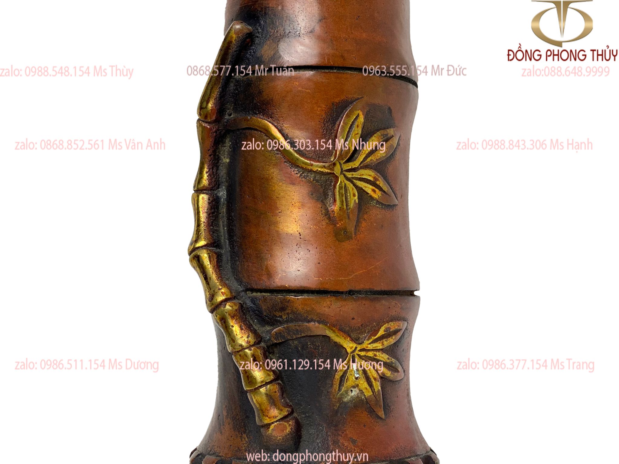 Chiếc ống cứu bút bằng đồng thiết kế cây cao 18 rộng 6cm nặng 0,7kg