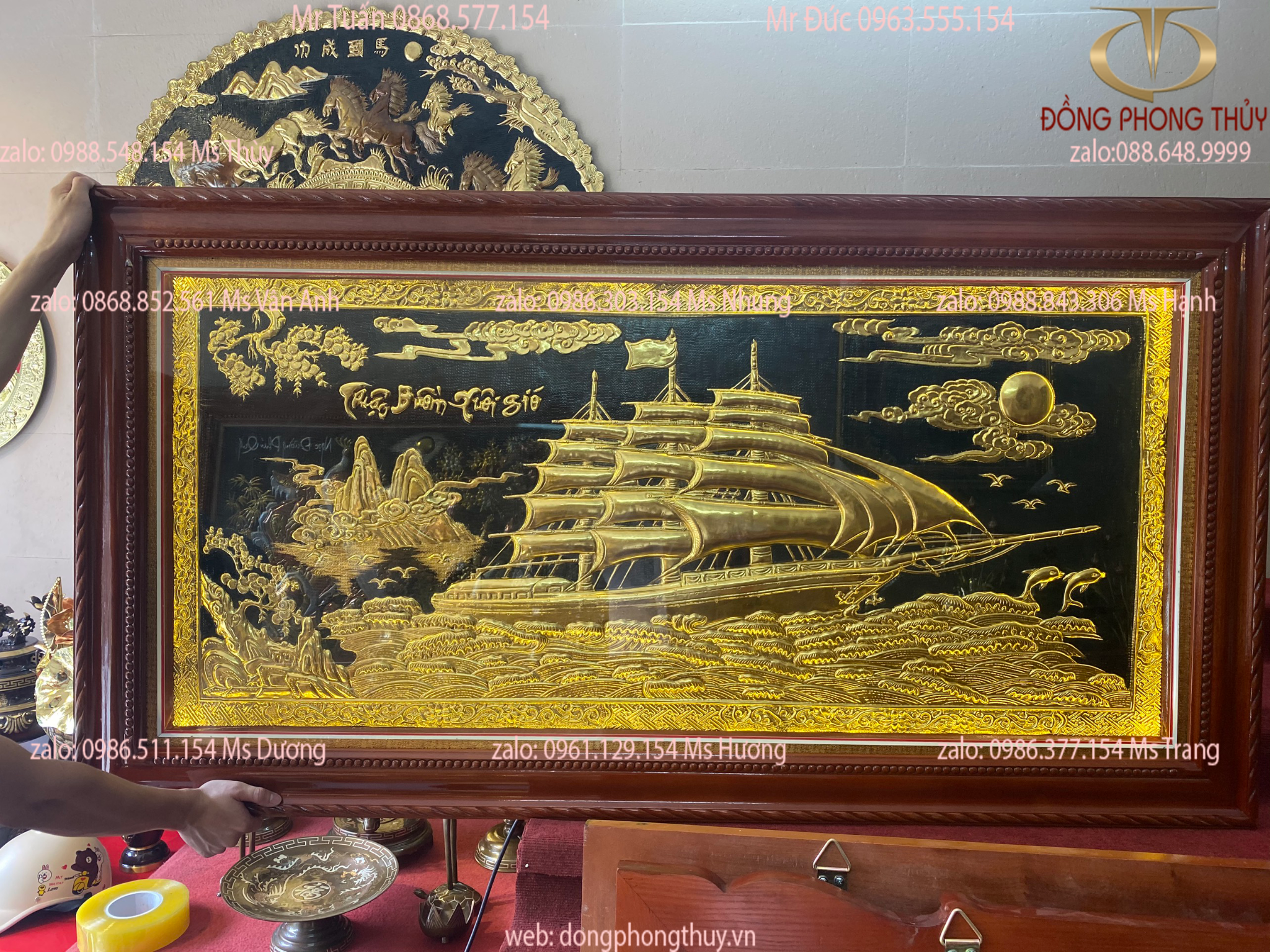 Tranh Thuận Buồm Xuôi Gió đạt vàng 24k 90*1m7 bằng đồng nguyên tấm hoàn thủ công