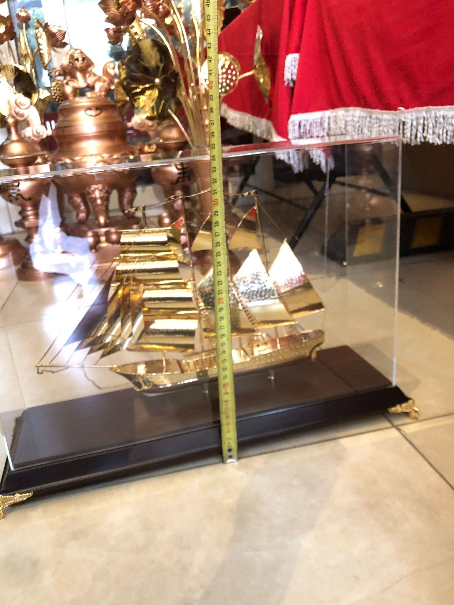 Tranh quà tặng mô hình thuyền buồm mạ vàng 24k